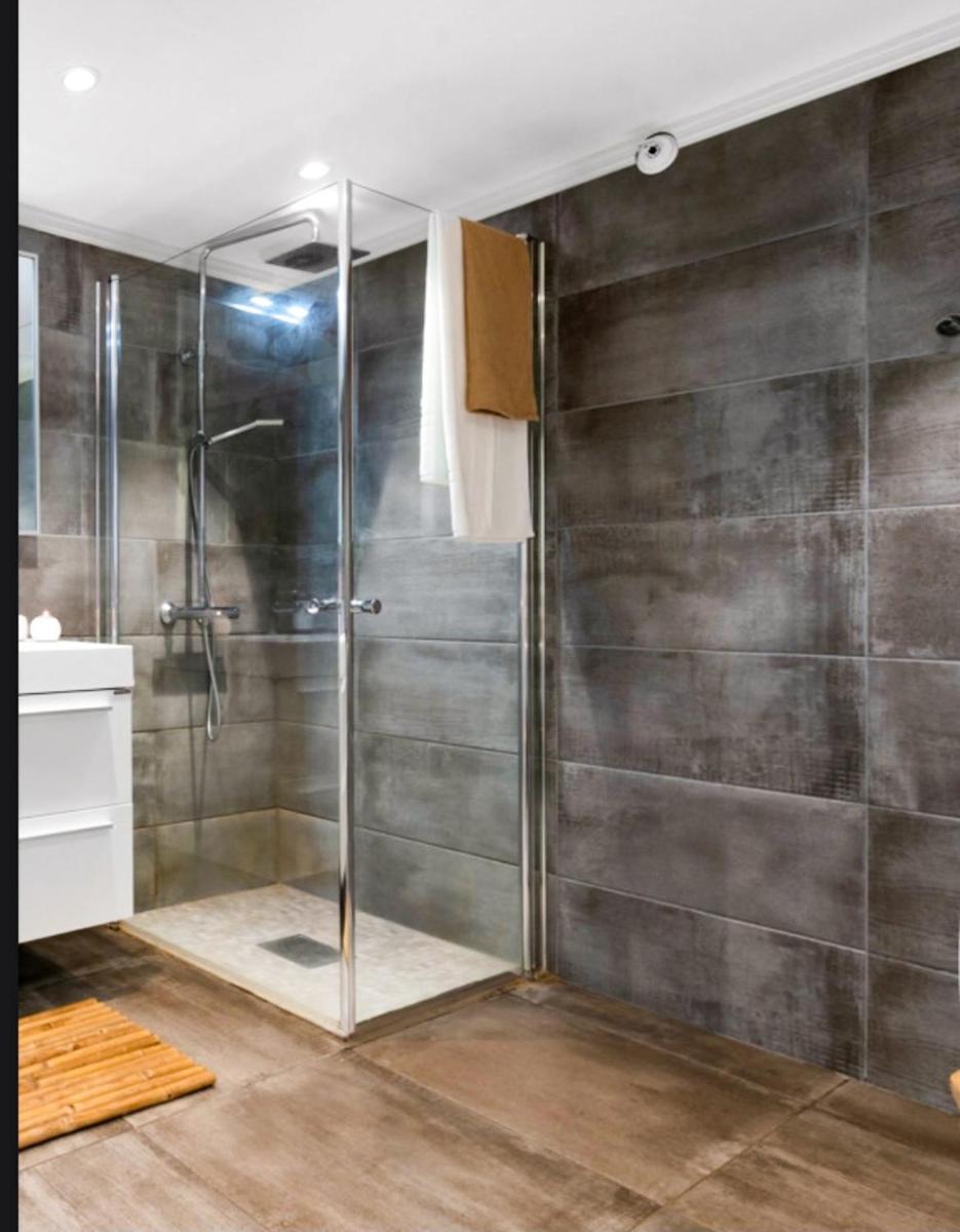 Modern Big 2 Bedroom Apartment Near Solsiden Тронгейм Екстер'єр фото